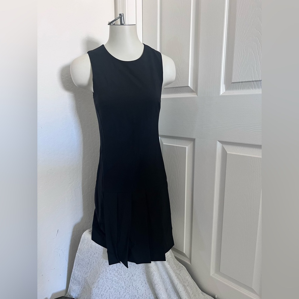 Theory Womens Pleated Panel Round Neck Sleeveless Short Shift Dress Black Size 2